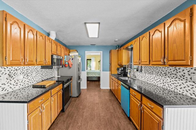 16888 W Hialeah Drive, The Acreage, FL 33470