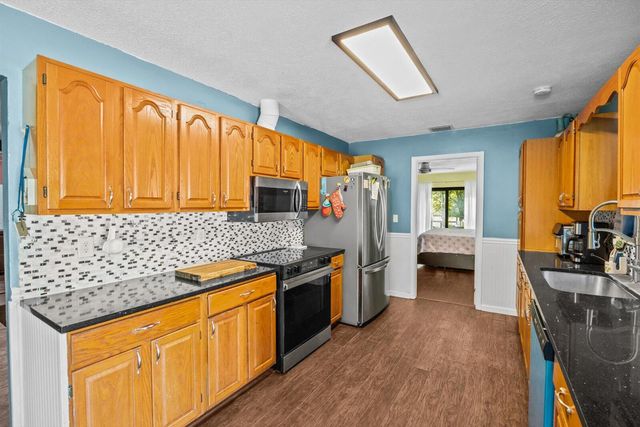 16888 W Hialeah Drive, The Acreage, FL 33470