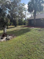 16888 W Hialeah Drive, The Acreage, FL 33470
