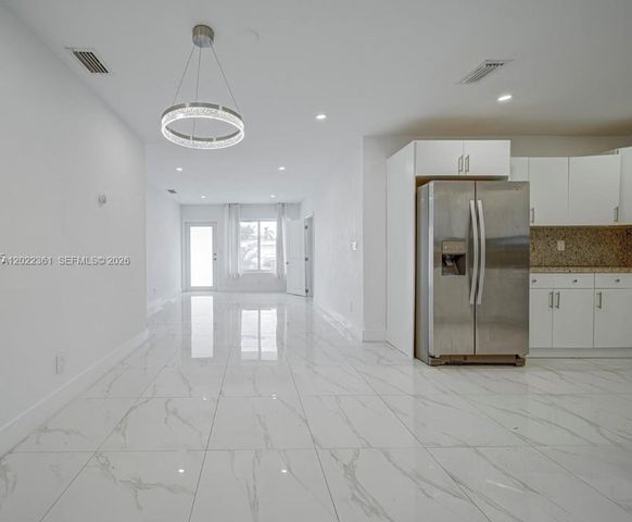 6561 SW 30th St 0, Miami, FL 33155