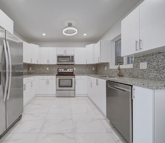 6561 SW 30th St 0, Miami, FL 33155