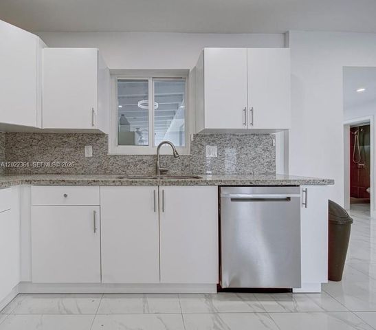 6561 SW 30th St 0, Miami, FL 33155