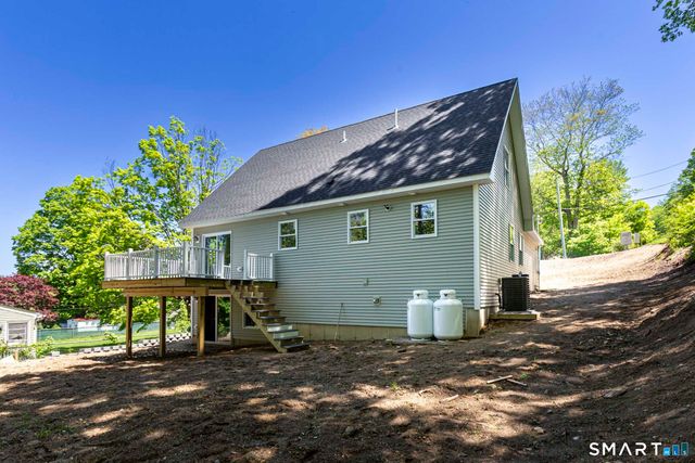24 West Lakeview Road, Plymouth, CT 06782