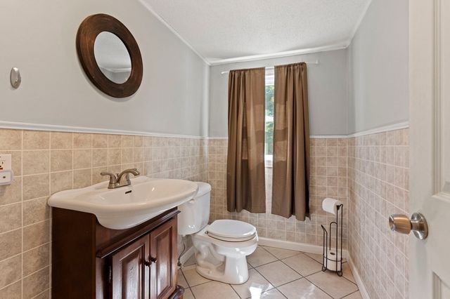 78 Laurie Ave, South Hadley, MA 01075