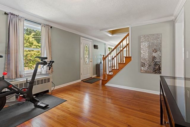 78 Laurie Ave, South Hadley, MA 01075