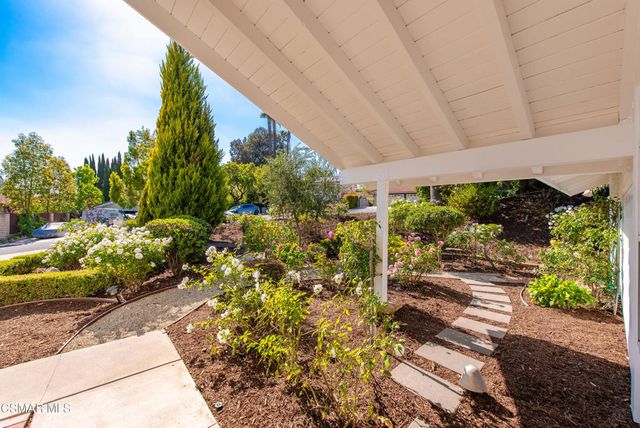 298 Trailside Court, Newbury Park, CA 91320