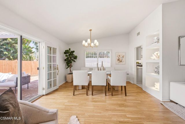 298 Trailside Court, Newbury Park, CA 91320