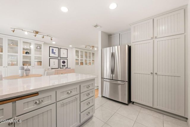 298 Trailside Court, Newbury Park, CA 91320