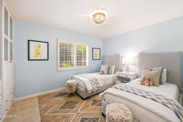298 Trailside Court, Newbury Park, CA 91320