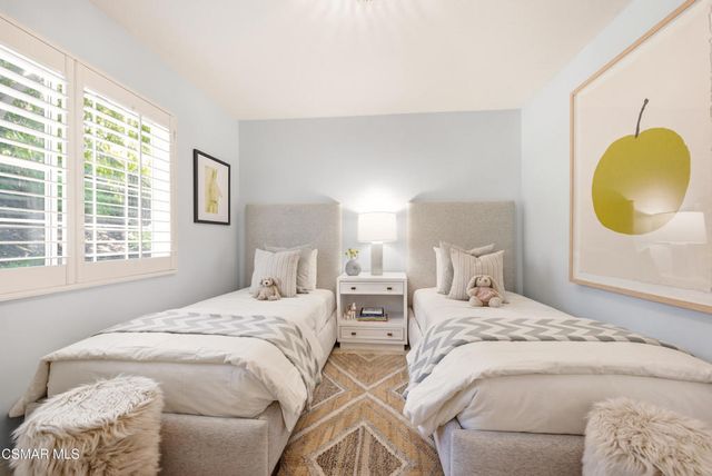 298 Trailside Court, Newbury Park, CA 91320