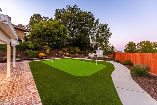 298 Trailside Court, Newbury Park, CA 91320