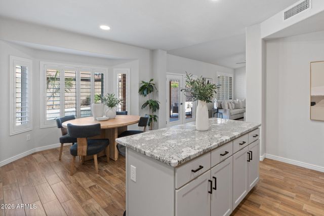 3212 E TONTO Lane, Phoenix, AZ 85050