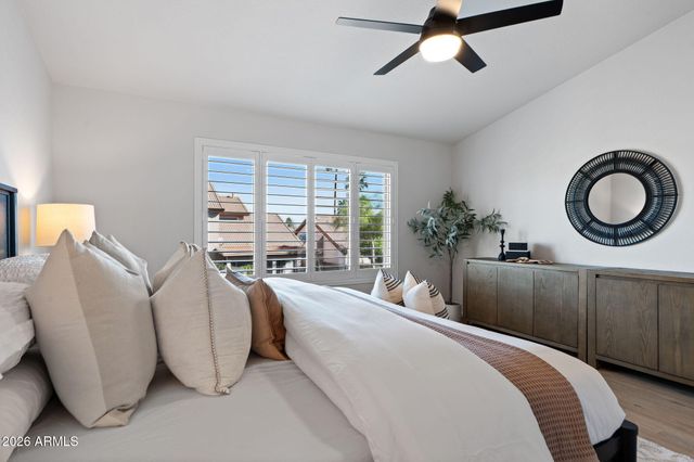 3212 E TONTO Lane, Phoenix, AZ 85050