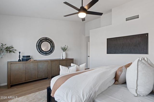 3212 E TONTO Lane, Phoenix, AZ 85050