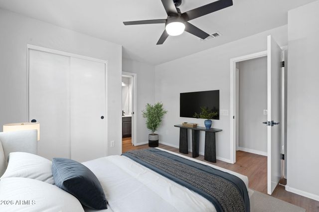 3212 E TONTO Lane, Phoenix, AZ 85050