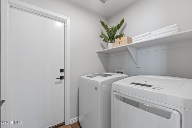 3212 E TONTO Lane, Phoenix, AZ 85050