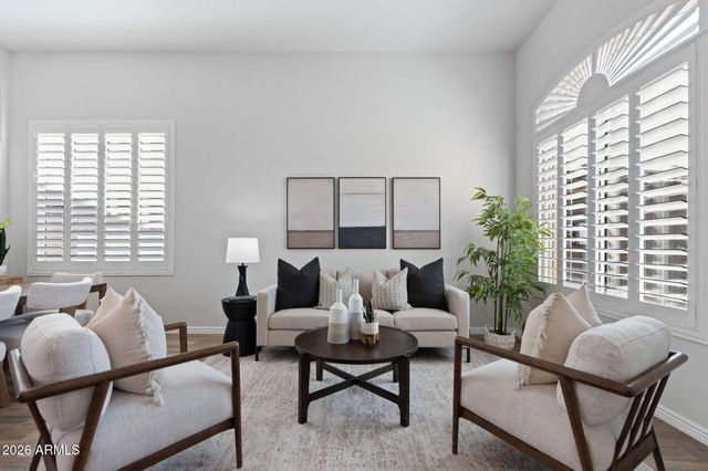 3212 E TONTO Lane, Phoenix, AZ 85050