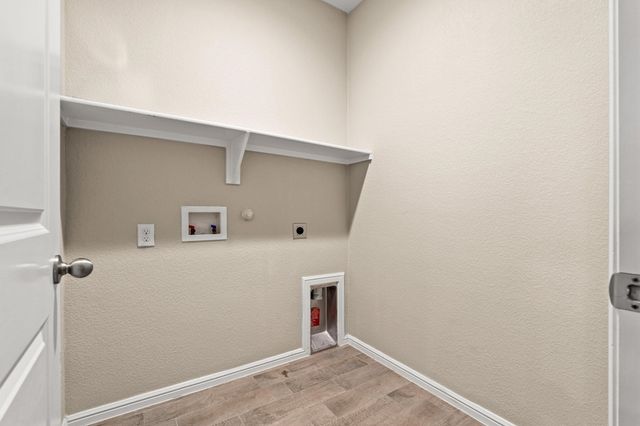 8025 Muddy Creek Drive, Fort Worth, TX 76131