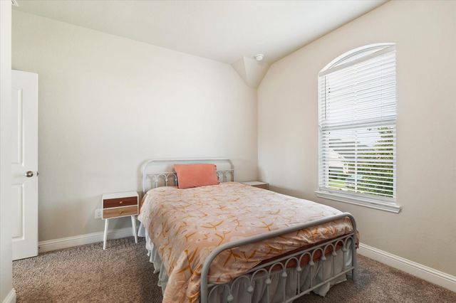 346 Cavil Barrier Lane, La Porte, TX 77571
