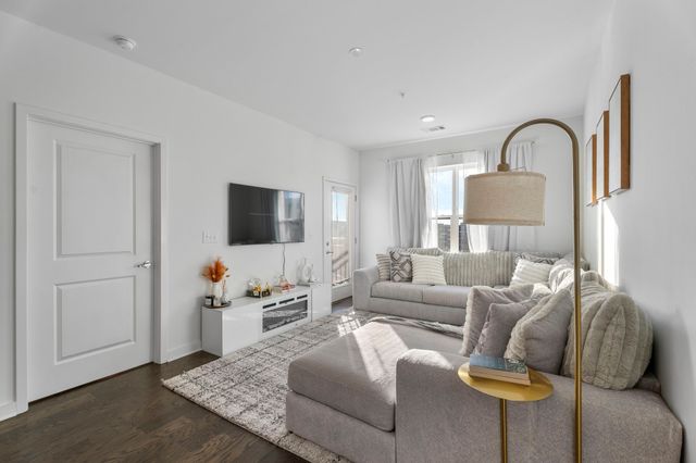 1677 54th Ave N Apt 338, Nashville, TN 37209