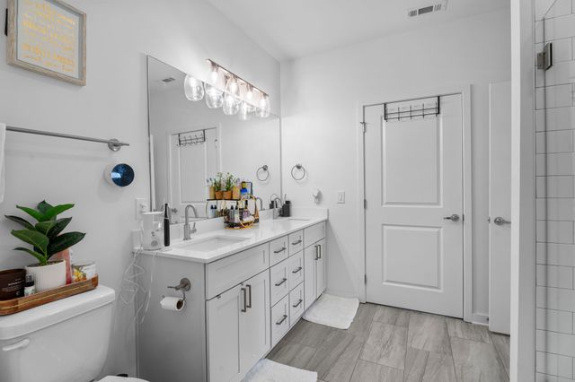 1677 54th Ave N Apt 338, Nashville, TN 37209