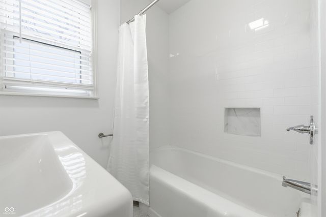 5220 N Ralston Avenue, Indianapolis, IN 46220