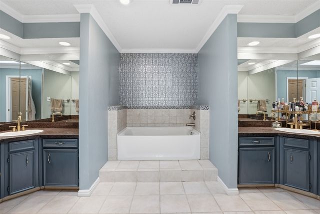 4509 French Lake Drive, Fort Worth, TX 76133