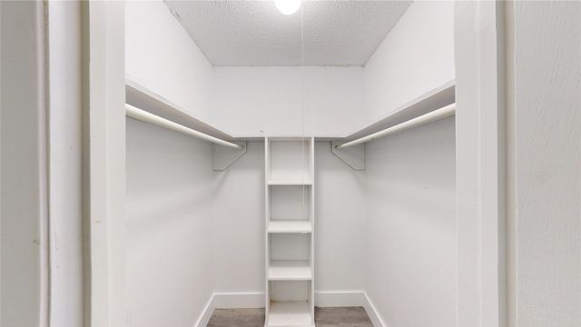 3105 Green Valley Lane, Arlington, TX 76014