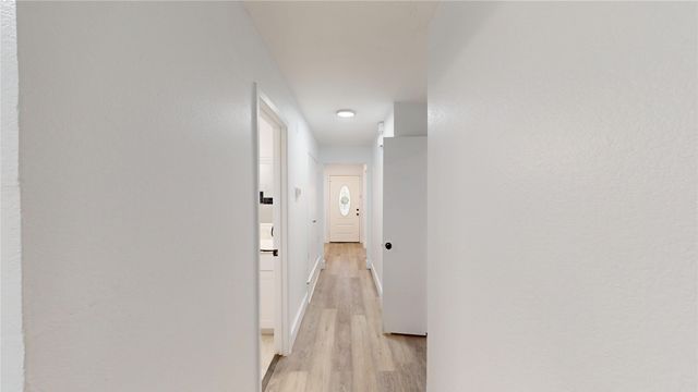 3105 Green Valley Lane, Arlington, TX 76014