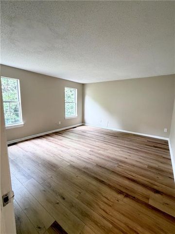 3479 Meadowlane Circle SW, Atlanta, GA 30331