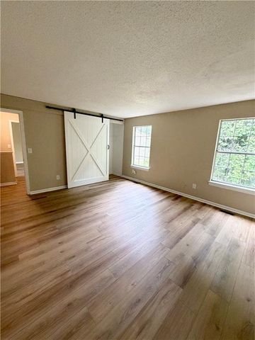 3479 Meadowlane Circle SW, Atlanta, GA 30331
