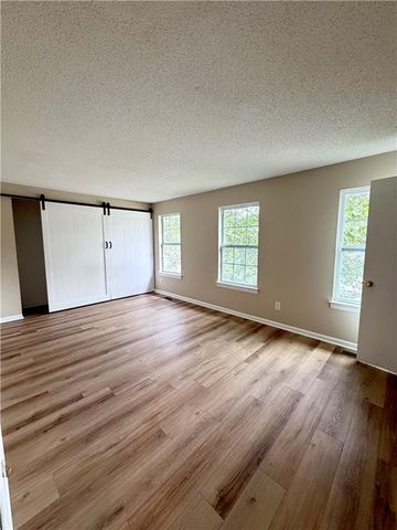 3479 Meadowlane Circle SW, Atlanta, GA 30331