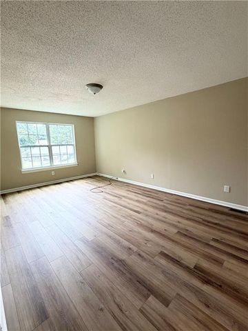 3479 Meadowlane Circle SW, Atlanta, GA 30331