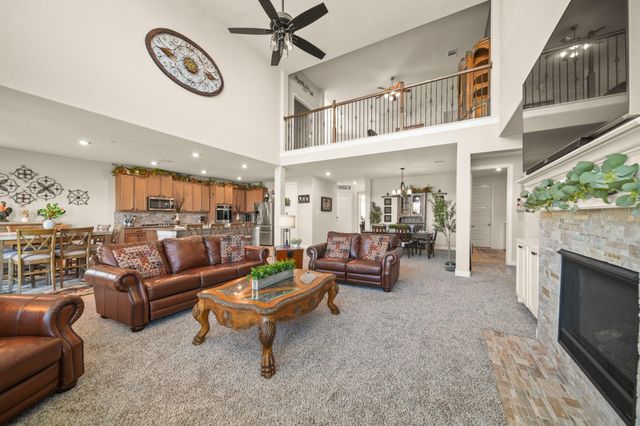 2215 Golden Bay Lane Lane, Richmond, TX 77469