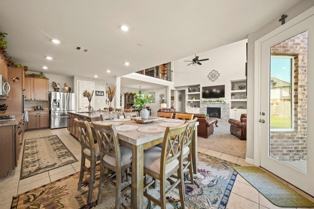 2215 Golden Bay Lane Lane, Richmond, TX 77469