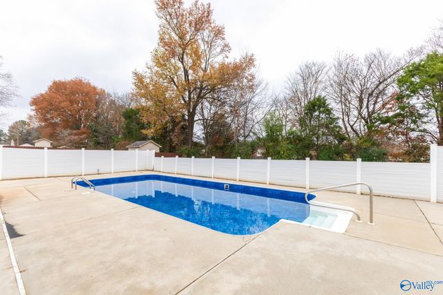 120 Singletree Drive, Hazel Green, AL 35750