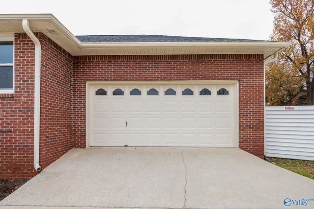 120 Singletree Drive, Hazel Green, AL 35750