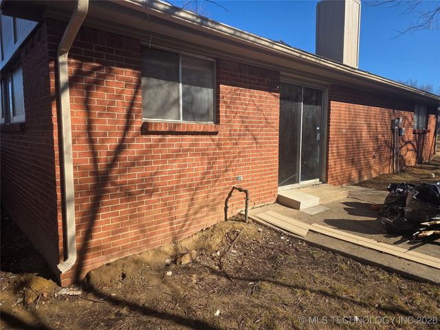 345 W Waco Place, Broken Arrow, OK 74011