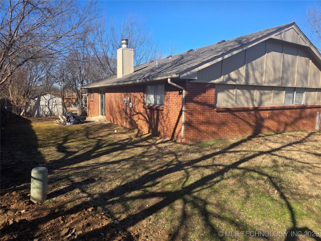 345 W Waco Place, Broken Arrow, OK 74011