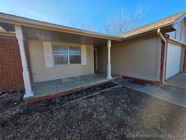 345 W Waco Place, Broken Arrow, OK 74011