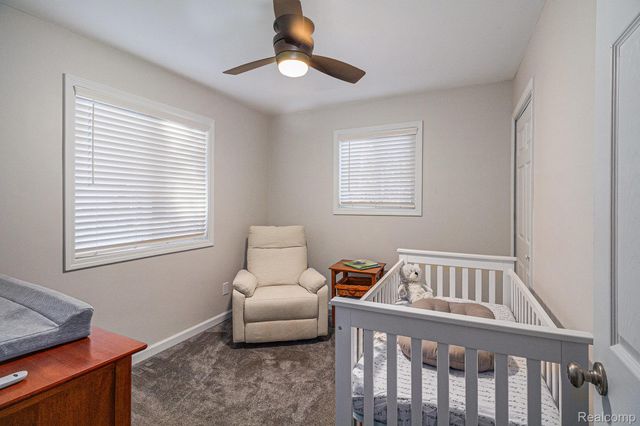 207 Woodbine Drive, Milford Charter Township, MI 48380