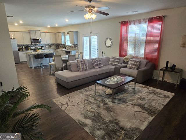 220 Montgomery Drive, Stockbridge, GA 30281