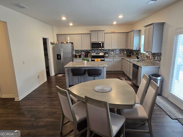 220 Montgomery Drive, Stockbridge, GA 30281