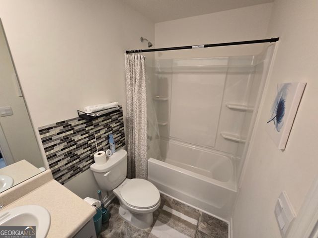 220 Montgomery Drive, Stockbridge, GA 30281