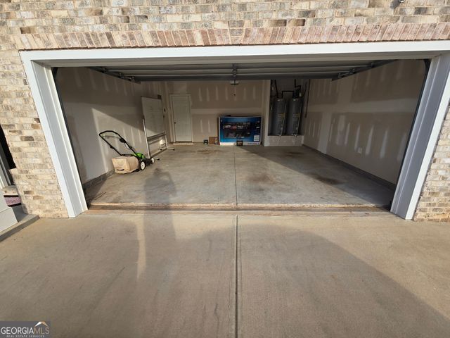 220 Montgomery Drive, Stockbridge, GA 30281