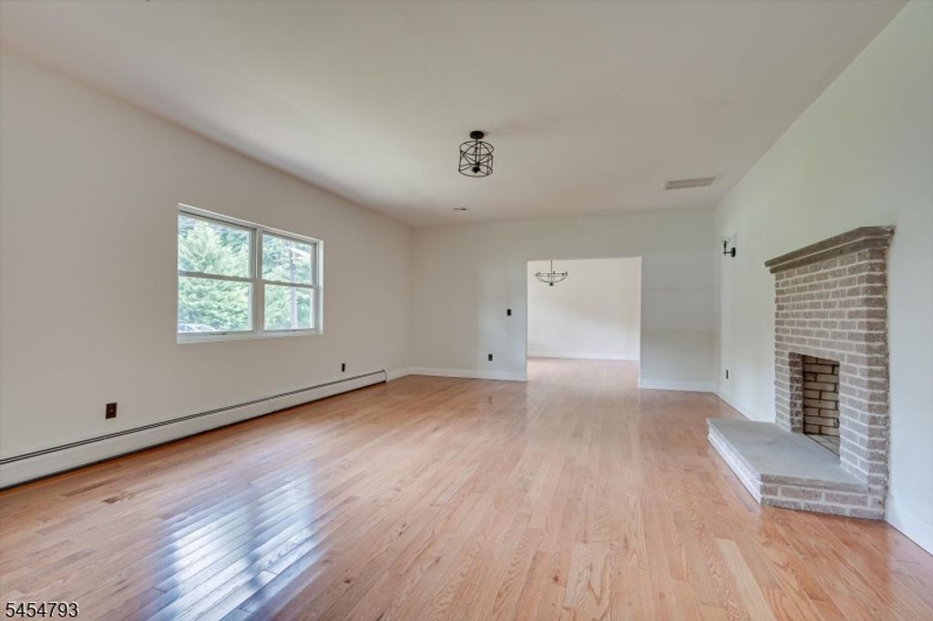 120 Coddington Ave, Franklin Twp., NJ 08873 — photo 3