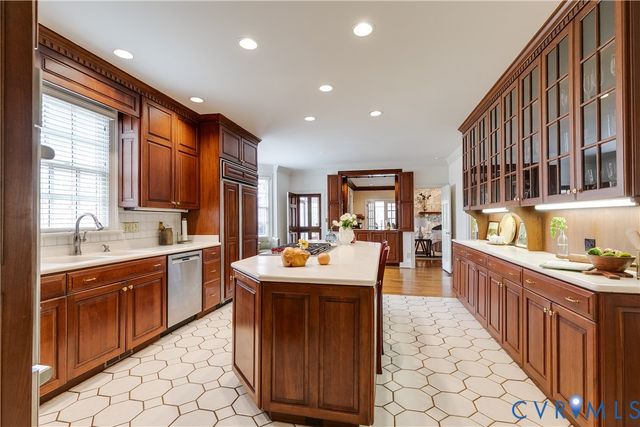 1281 Shallow Well Rd, Manakin Sabot, VA 23103