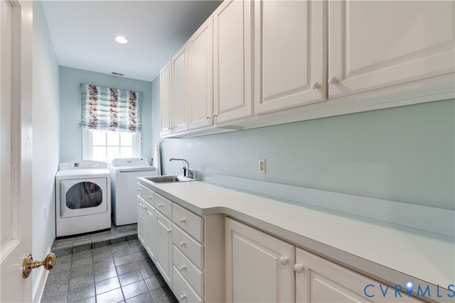 1281 Shallow Well Rd, Manakin Sabot, VA 23103