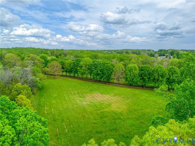 1281 Shallow Well Rd, Manakin Sabot, VA 23103