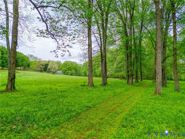 1281 Shallow Well Rd, Manakin Sabot, VA 23103